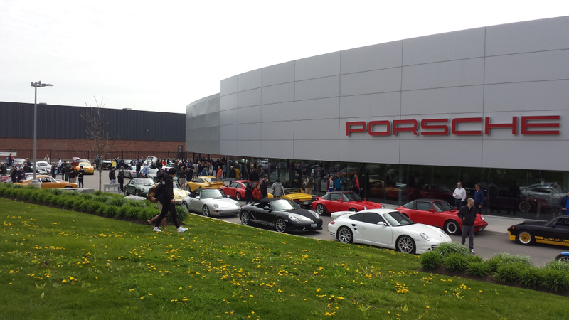 Illustration for article titled Porsches in Oakville. 2017 C&C, with great spectator cars!